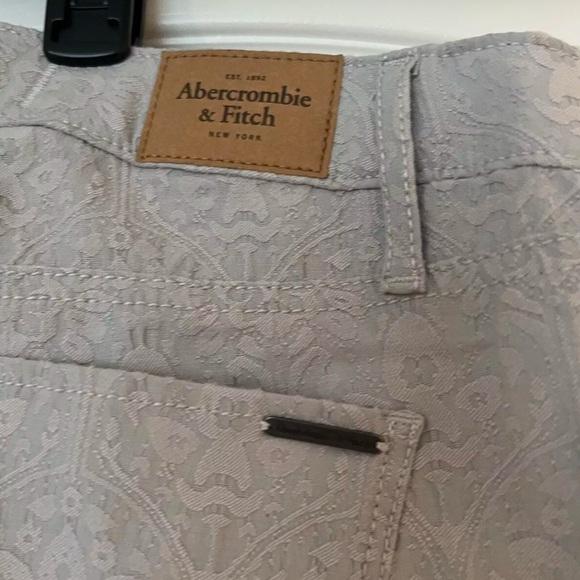 Abercrombie & Fitch Lightweight Textured Skinny Jeans- Waist 27 - Picture 4 of 5
